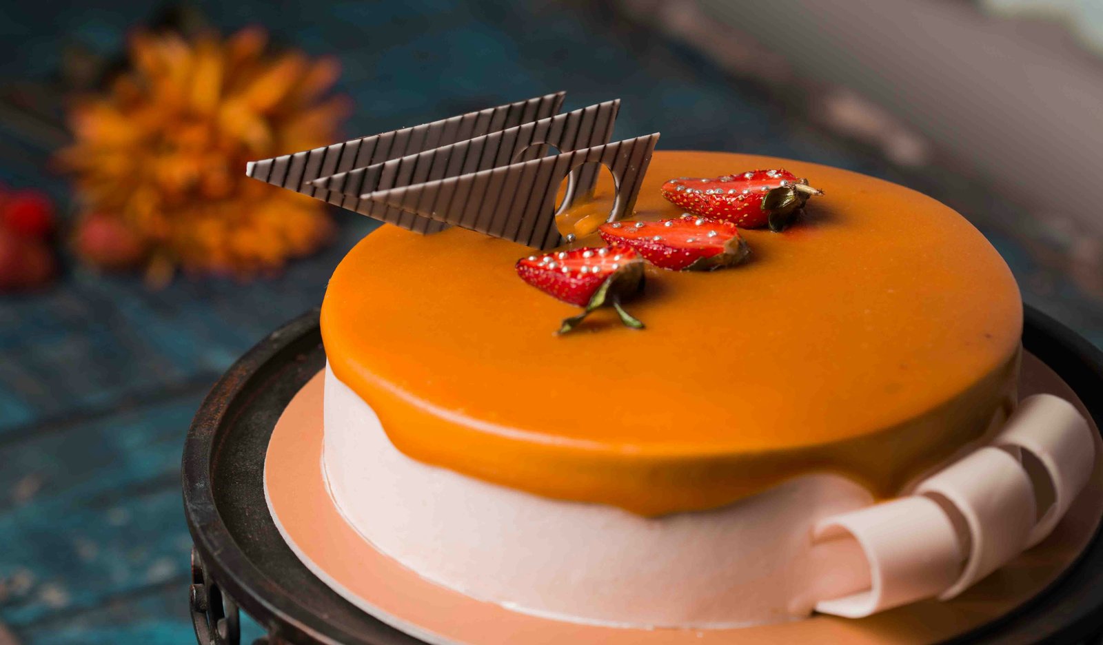 Mango Kesar cake