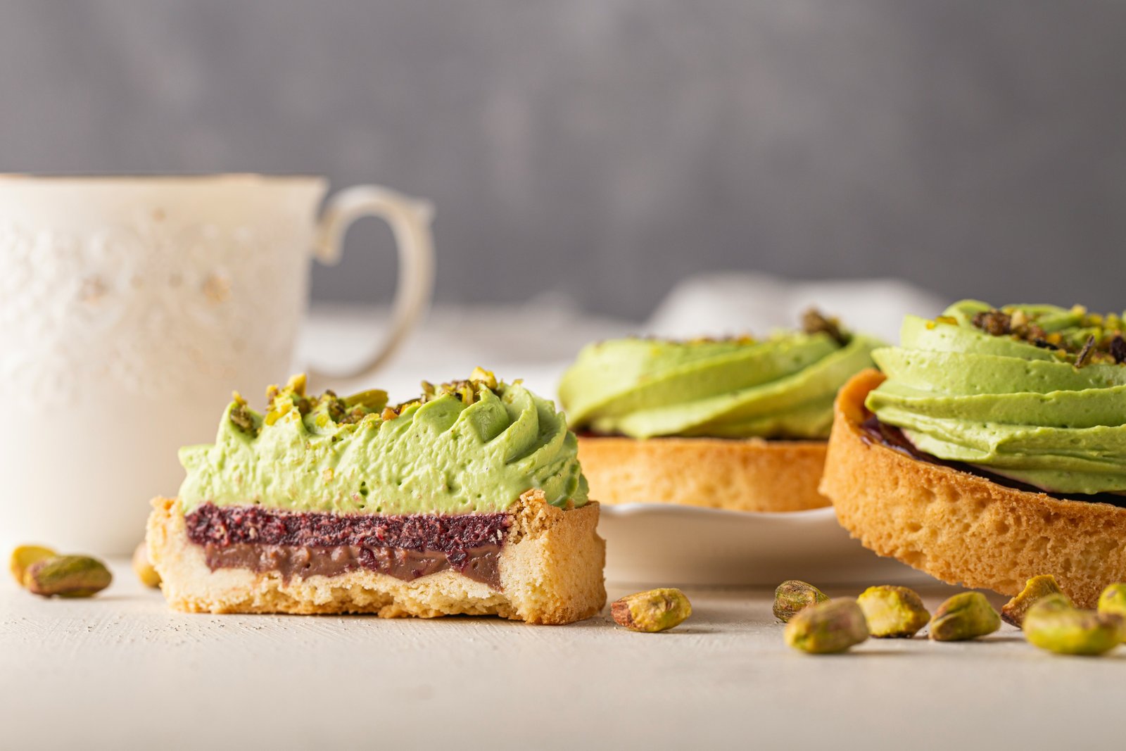 Pistachio Rose cake
